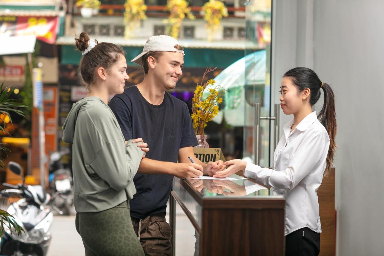 Sonata Central Hotel & Spa Hanoi Exterior foto